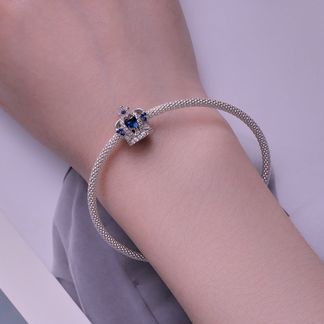 Charm Couronne de Luxe Bleue