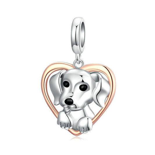Simpatico ciondolo in argento sterling a forma di cuore con cucciolo