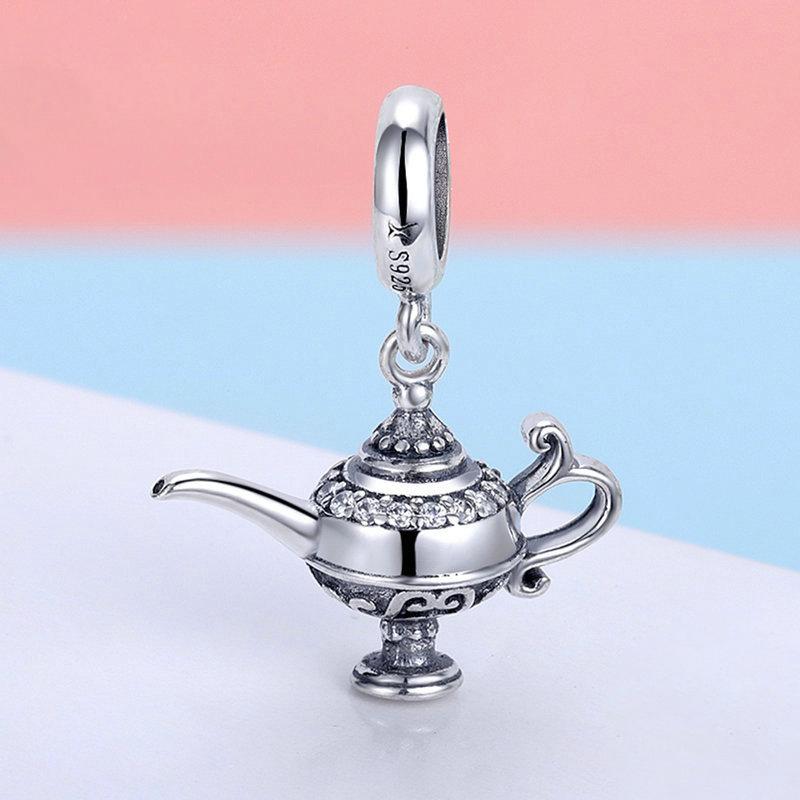 Creative En Argent Sterling Flagon Charm