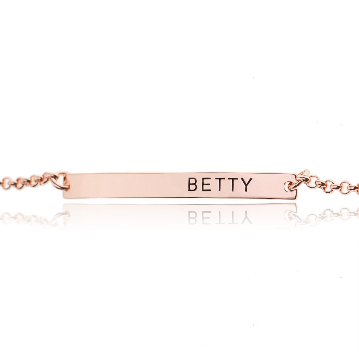 Elegante e raffinato bracciale con nome personalizzato in oro rosa