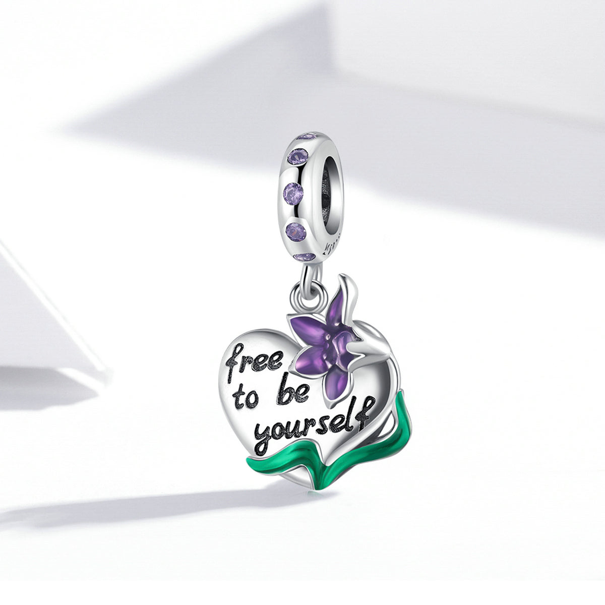 Libre d'être vous-même Women Power Pendentifs en argent sterling