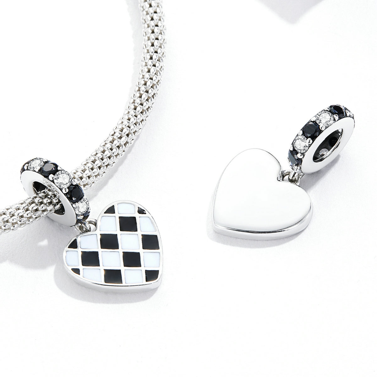Coeurs avec des carrés noirs blancs Pendentifs en argent sterling Perles Bracelets