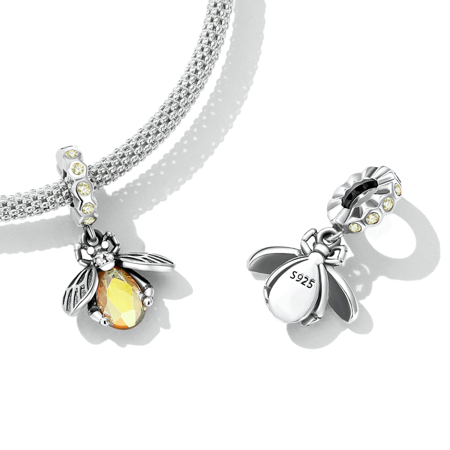 Pendentif Abeille Délicat en Argent Sterling