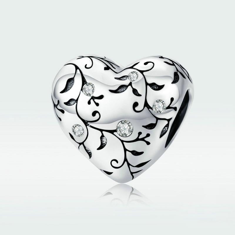 Perla di fascino a forma di cuore in argento sterling con motivo vintage